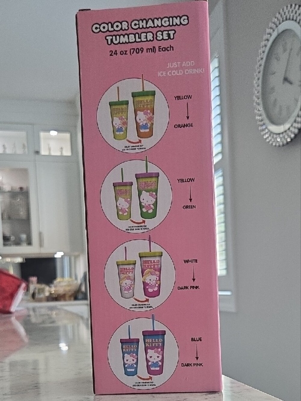💕NIB Hello Kitty 4-Pack Color Changing Tumblers - Pink, Blue, Green, White✨️🎀